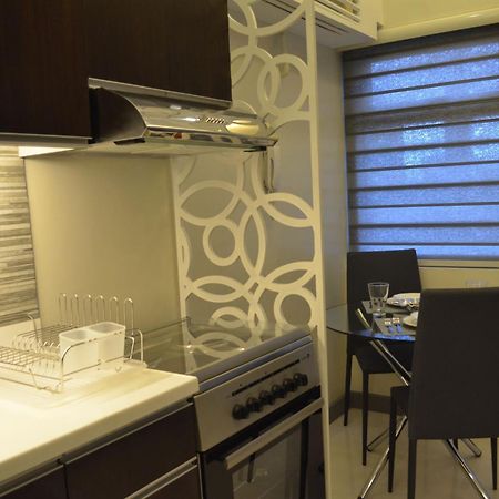 Eton Parkview Lägenhet Makati City Exteriör bild