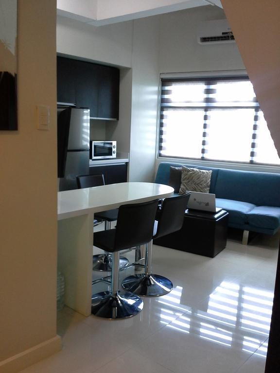 Eton Parkview Lägenhet Makati City Exteriör bild