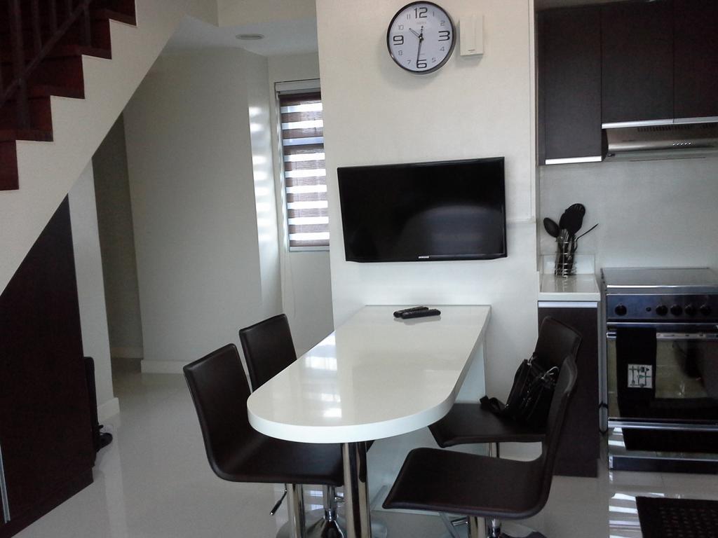 Eton Parkview Lägenhet Makati City Exteriör bild