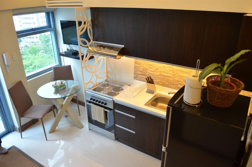 Eton Parkview Lägenhet Makati City Exteriör bild