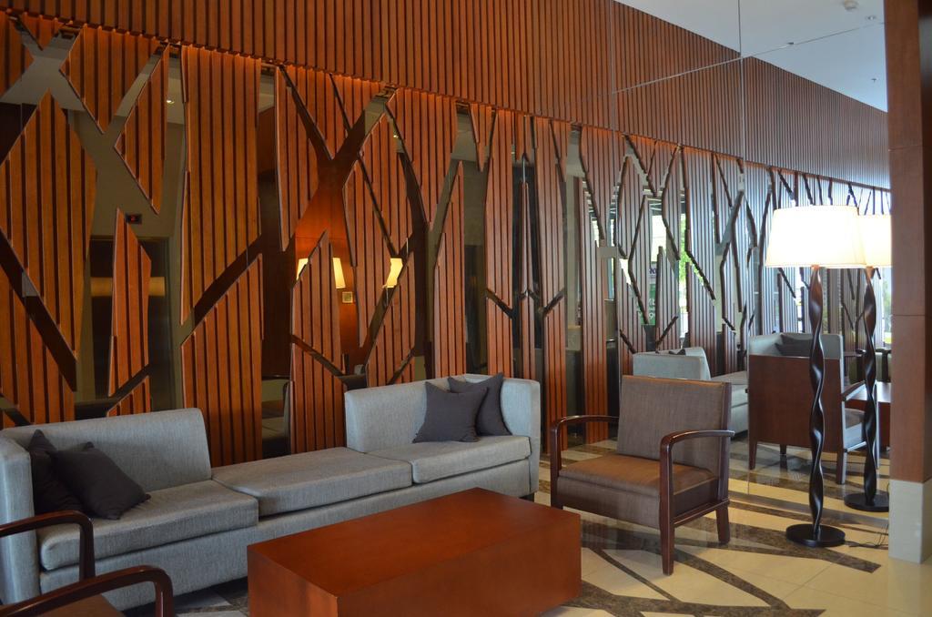 Eton Parkview Lägenhet Makati City Exteriör bild