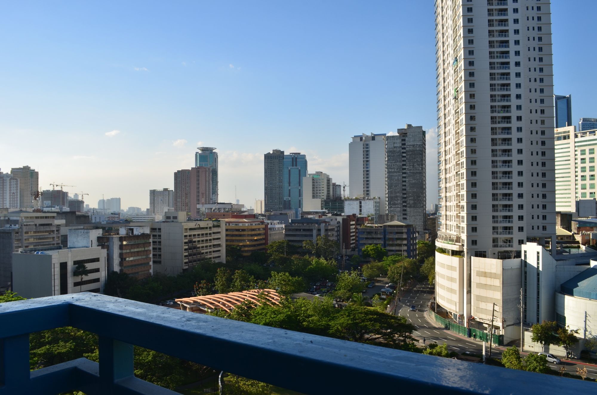 Eton Parkview Lägenhet Makati City Exteriör bild